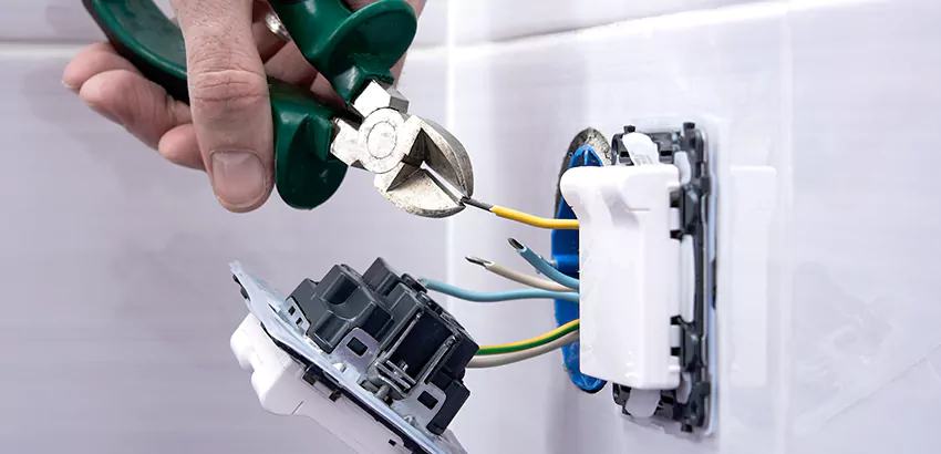 Outlet and Switch Repair Services in Sun City Center