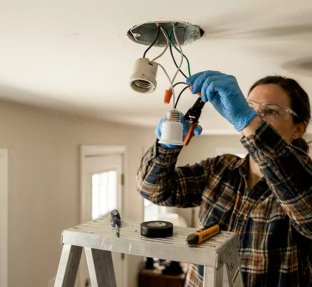 Professional Light Socket Replacement: Your Local Fixture Repair Team in Sun City Center, FL